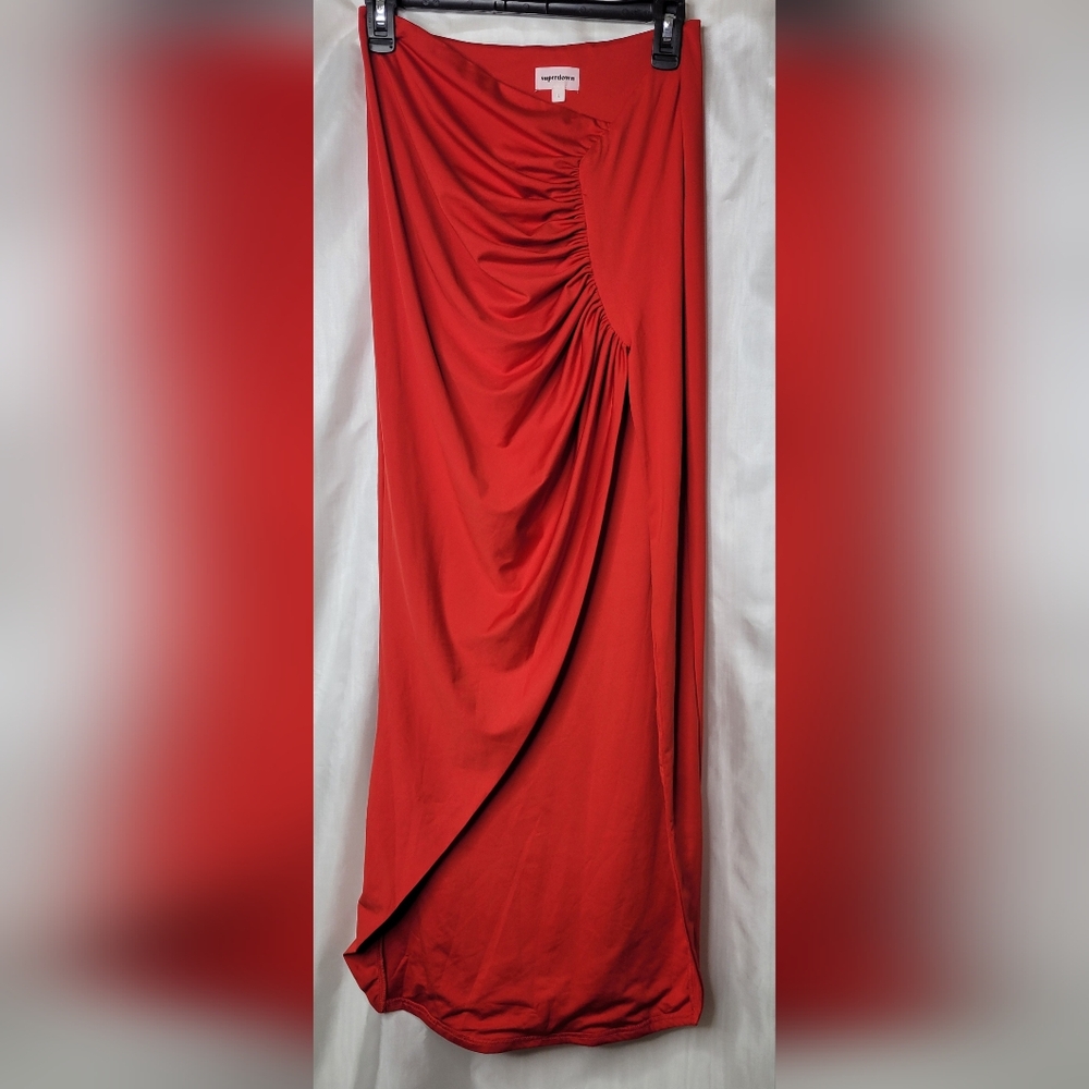 Superdown ruched skirt